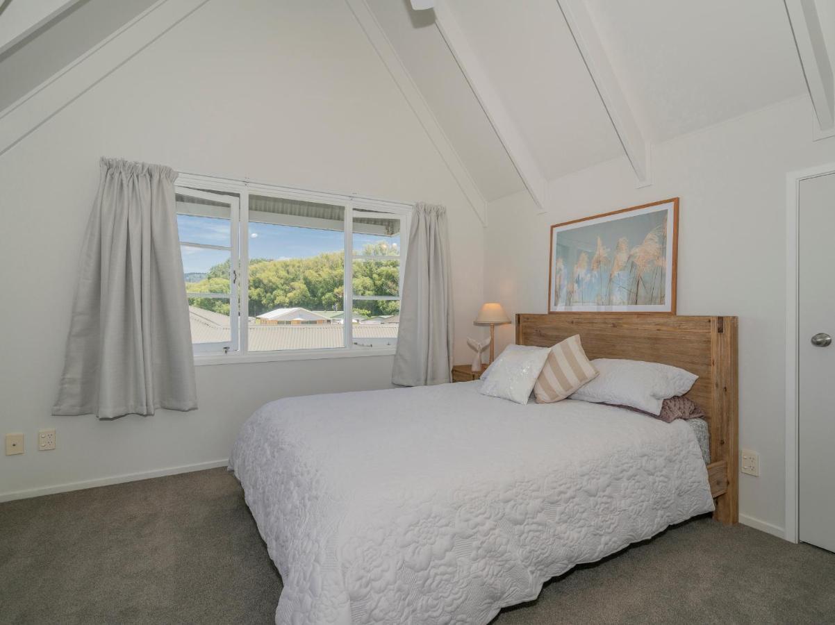 The Doll'S House - Whitianga Holiday Home Exteriör bild